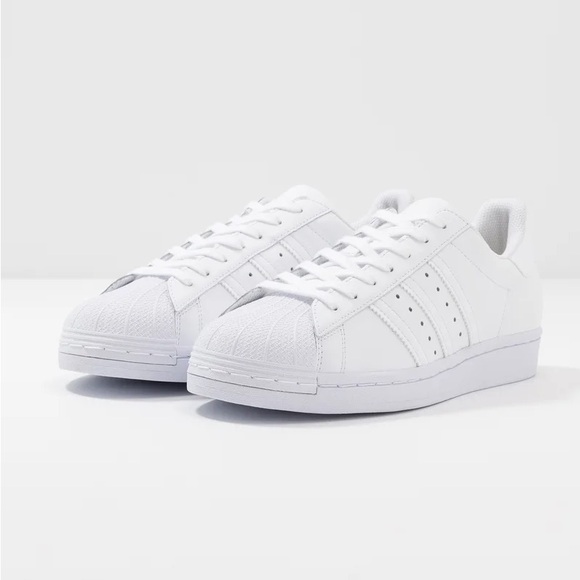 Adidas's originals superstar all white size 7 women's - Picture 11 of 11